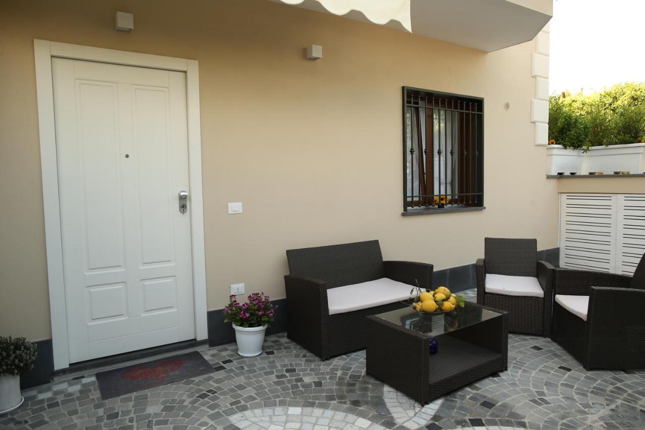 B&B Le Chic Sant'Antonio Abate Exterior photo